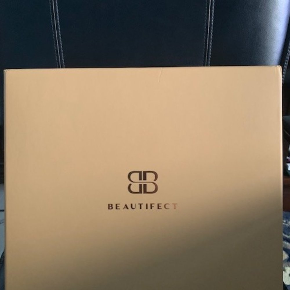 Authentic Beautifect Box from England - White